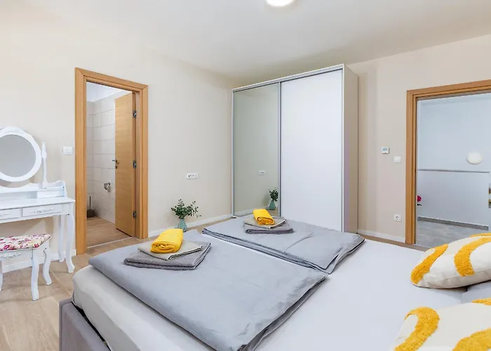 Vila Tena With Private Swimming Pool Medulin